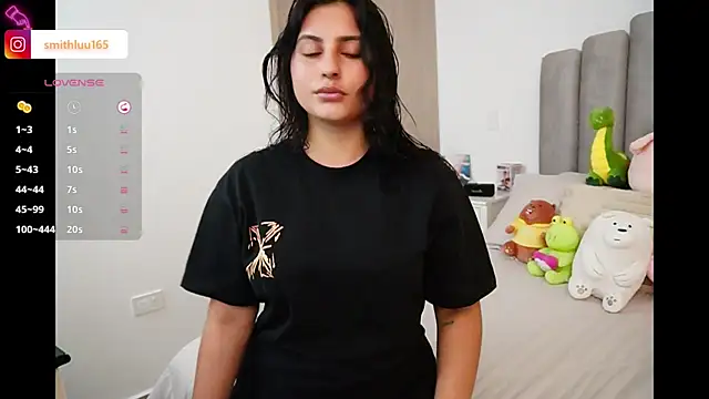 Snapshot of Luu_Princess chatting on December 2, 2025, 10:27 pm Luu Princess online show from December 2, 2025, 10:27 pm