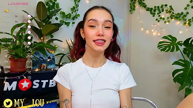 MyLou  online show from December 16, 2024, 3:54 pm