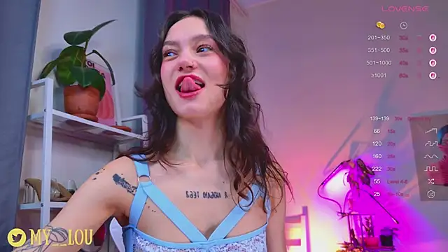 MyLou  online show from November 12, 2025, 3:12 pm