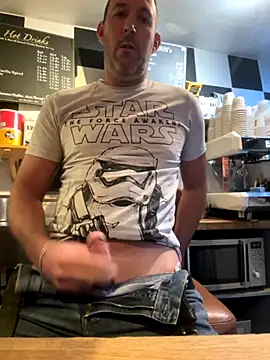 Snapshot of shyfucker23 chatting on September 18, 2025, 5:20 am shyfucker23 online show from September 18, 2025, 5:20 am