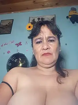 DirtyStefaniax online show from February 21, 2025, 7:32 pm