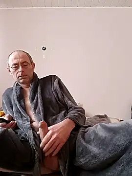 BesterJunge45 online show from January 11, 2025, 11:45 am