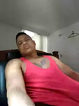 Snapshot of latinblack01 chatting on December 12, 2024, 3:27 pm latinblack01 online show from December 12, 2024, 3:27 pm