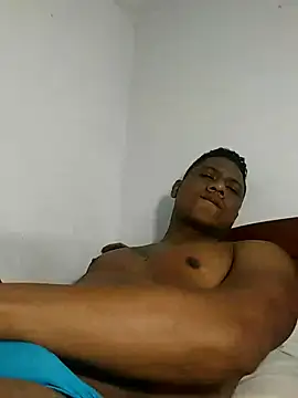 Snapshot of latinblack01 chatting on February 27, 2025, 4:20 am latinblack01 online show from February 27, 2025, 4:20 am