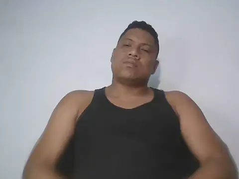 Snapshot of latinblack01 chatting on October 28, 2025, 2:09 pm latinblack01 online show from October 28, 2025, 2:09 pm