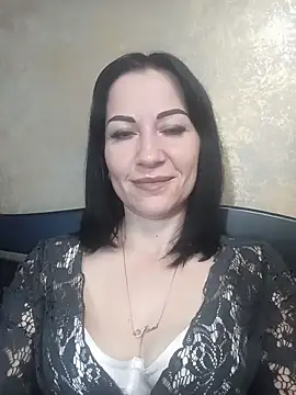 Snapshot of FireLily332 chatting on January 8, 2025, 7:24 pm FireLily332 online show from January 8, 2025, 7:24 pm