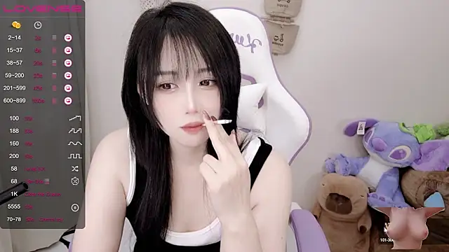 Snapshot of Vaness-a chatting on January 27, 2025, 11:11 pm Vaness-a online show from January 27, 2025, 11:11 pm