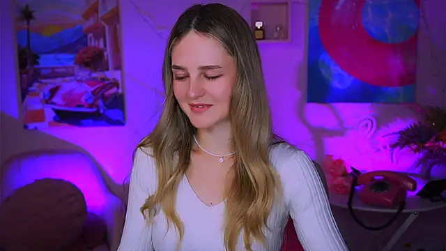 Snapshot of DeboraLarson chatting on December 25, 2024, 4:12 am DeboraLarson online show from December 25, 2024, 4:12 am