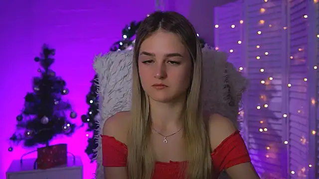 DeboraLarson online show from December 21, 2025, 3:13 am