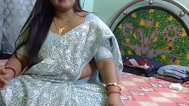 Couple For You18 online show from March 12, 2026, 4:46 pm