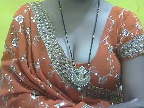 Snapshot of HOT-SEEMAA chatting on May 15, 2026, 6:37 pm HOT-SEEMAA online show from May 15, 2026, 6:37 pm