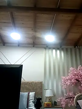 ashley  foxx  online show from January 13, 2026, 1:27 pm