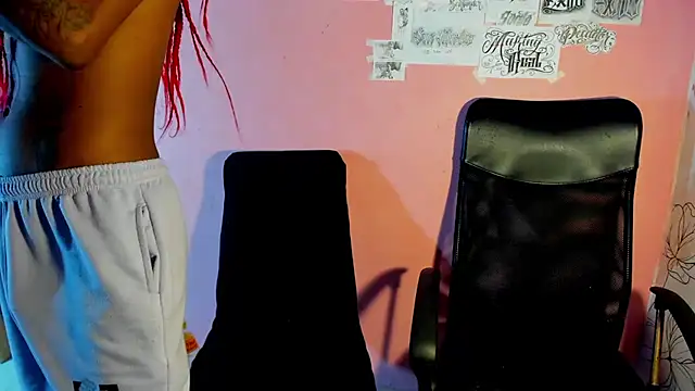 hot ebanospicy online show from April 12, 2026, 4:17 am