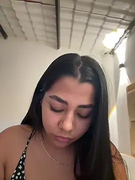 Snapshot of darsha_90 chatting on June 3, 2026, 4:04 am darsha 90 online show from June 3, 2026, 4:04 am