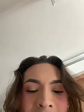 Snapshot of miss_Ari chatting on January 1, 2025, 7:10 pm miss Ari online show from January 1, 2025, 7:10 pm