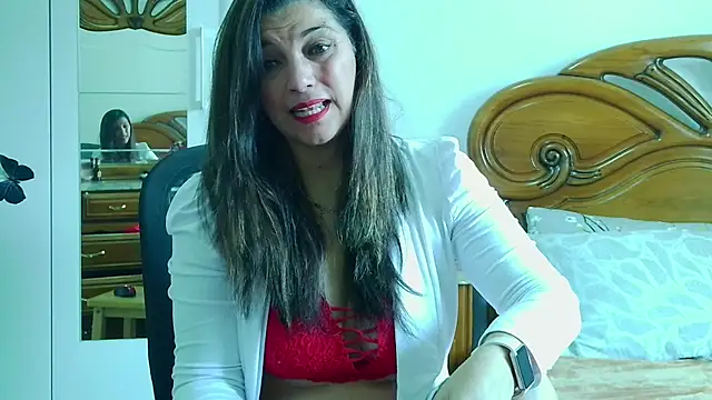 Julie Boronat26 online show from February 27, 2026, 2:17 pm