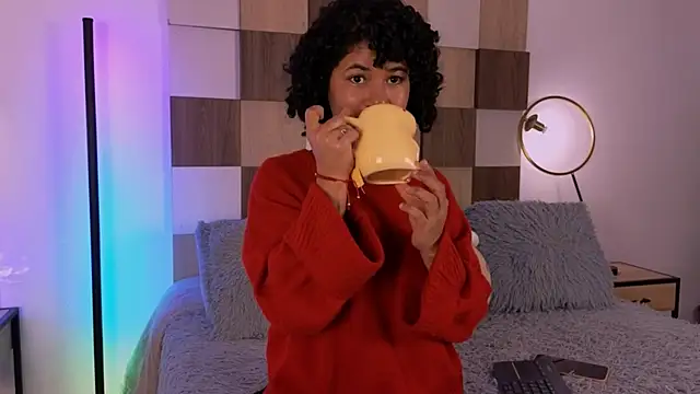 Adele Carter  online show from November 5, 2025, 11:21 am