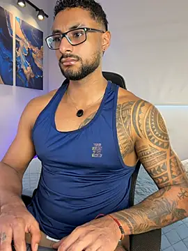 Snapshot of LiamGarcia1 chatting on May 27, 2026, 4:04 pm LiamGarcia1 online show from May 27, 2026, 4:04 pm