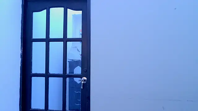 Snapshot of mistressesmoon chatting on December 5, 2024, 10:34 pm mistressesmoon online show from December 5, 2024, 10:34 pm