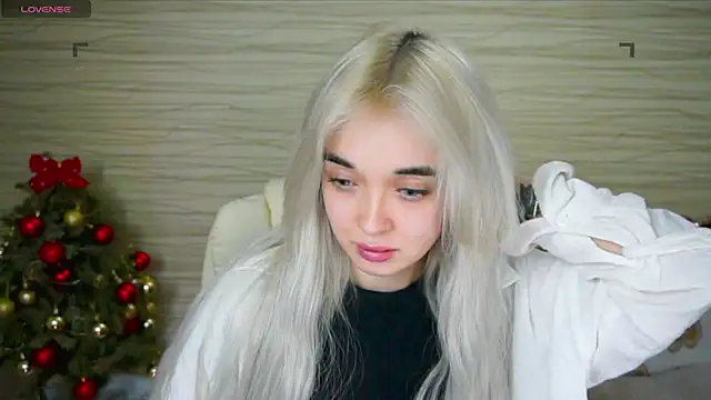 Ashley S online show from January 18, 2025, 2:14 am