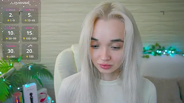 Ashley S online show from March 19, 2025, 5:19 am