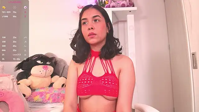 pretty-millie online show from June 1, 2026, 3:58 pm