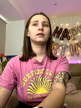 HotCaramellsTV online show from October 16, 2025, 8:15 am