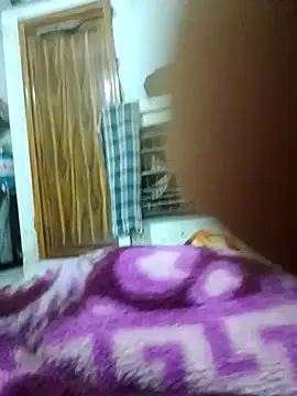 pintuS40 online show from January 25, 2025, 9:04 pm