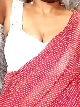 sophia600 online show from December 12, 2024, 8:21 pm