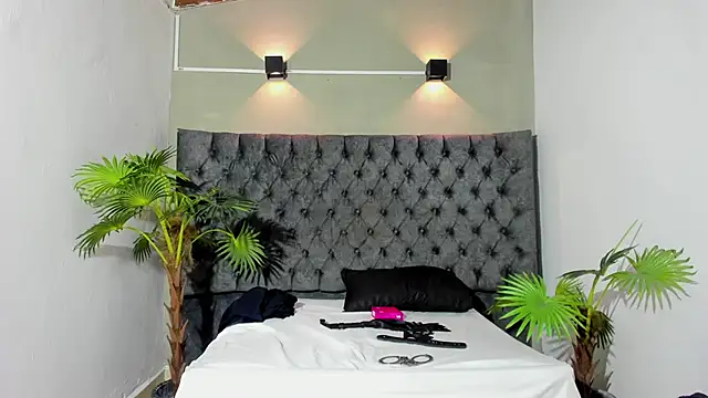 Snapshot of Salomon_koude chatting on May 16, 2026, 2:41 am Salomon koude online show from May 16, 2026, 2:41 am
