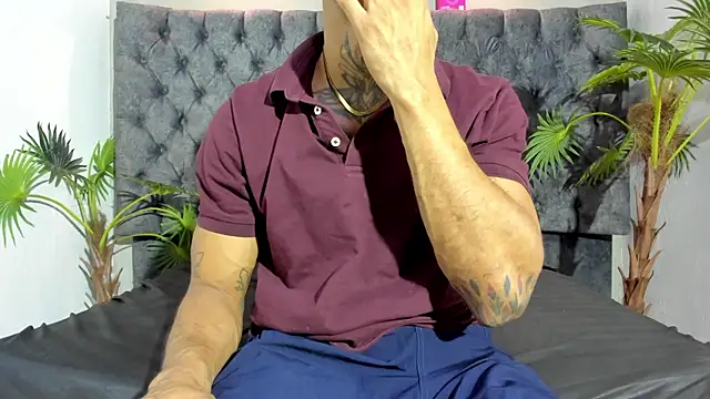 Snapshot of Salomon_koude chatting on July 1, 2026, 3:41 am Salomon koude online show from July 1, 2026, 3:41 am