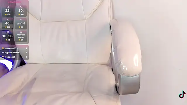 nattaly adams online show from January 13, 2025, 11:06 pm