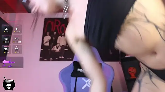 Melanie Nyx online show from March 1, 2025, 7:41 am