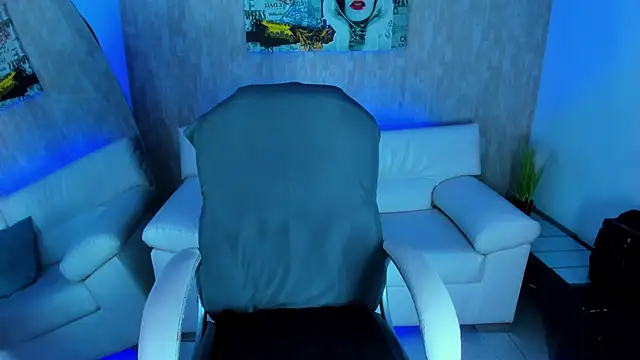 nova sex01 online show from November 15, 2025, 4:32 am