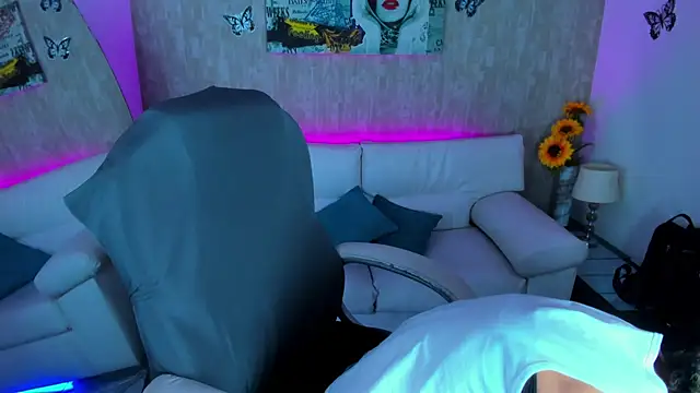 nova sex01 online show from November 29, 2025, 3:37 pm