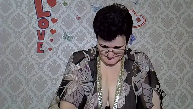 Snapshot of PaulaGolden chatting on March 2, 2025, 2:10 pm PaulaGolden online show from March 2, 2025, 2:10 pm