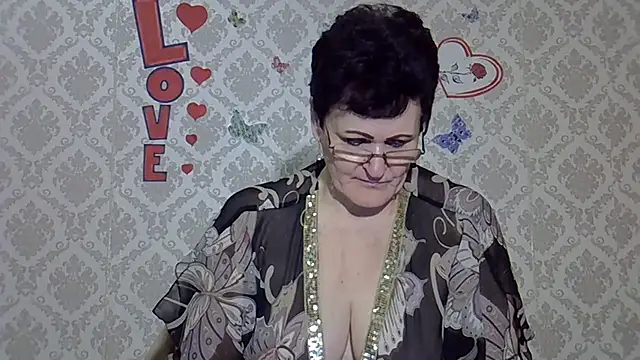 Snapshot of PaulaGolden chatting on March 5, 2025, 5:08 pm PaulaGolden online show from March 5, 2025, 5:08 pm