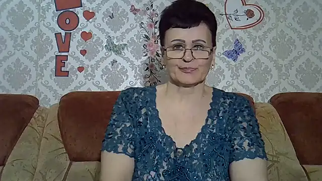 PaulaGolden online show from April 18, 2026, 7:07 pm