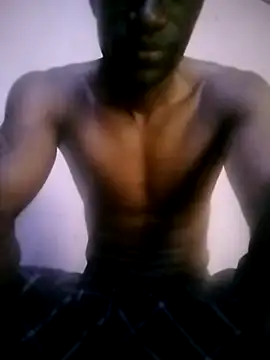 Snapshot of 12fitman chatting on November 22, 2025, 3:44 pm 12fitman online show from November 22, 2025, 3:44 pm