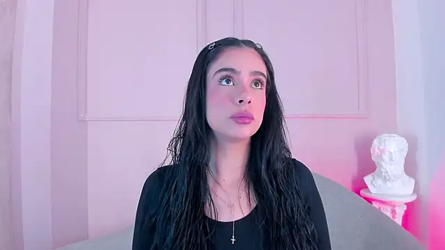 Snapshot of victoria_milann chatting on November 26, 2025, 1:23 pm victoria milann online show from November 26, 2025, 1:23 pm