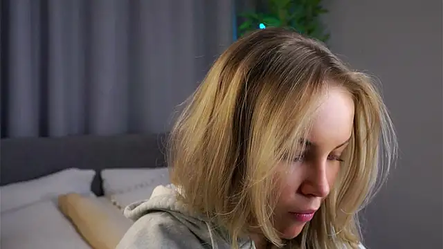 AftonConnett online show from February 10, 2026, 1:21 am