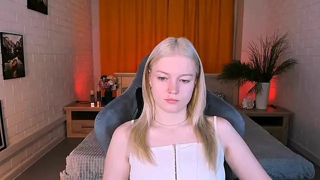 GraceGlamour online show from September 22, 2025, 5:09 am