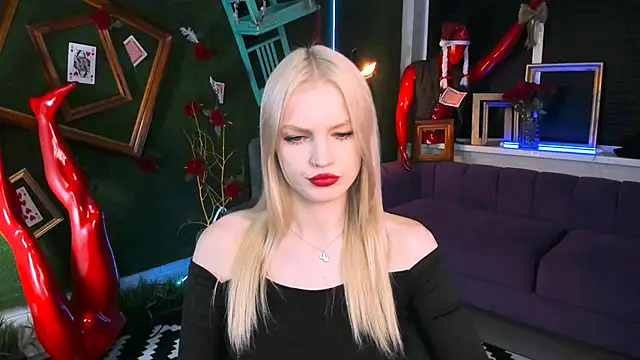 GraceGlamour online show from December 2, 2025, 1:05 pm