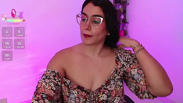 isabella aristi03 online show from September 20, 2025, 3:18 am