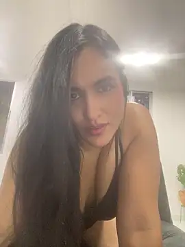 isabella aristi03 online show from March 14, 2026, 3:34 am