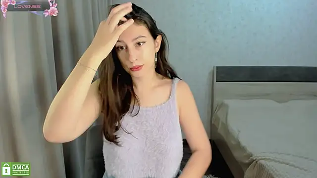 briannababy  online show from October 5, 2025, 4:05 pm