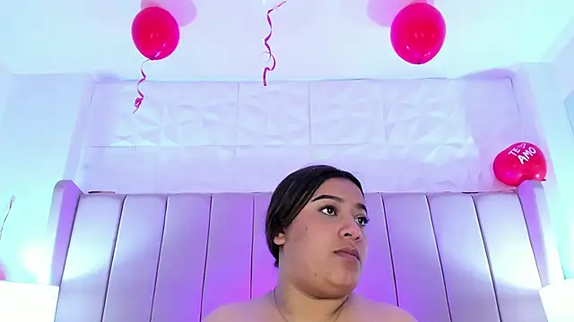 MollyBigBoobs12 online show from February 25, 2025, 2:25 am