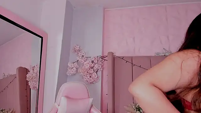 MollyBigBoobs12 online show from October 14, 2025, 8:31 pm