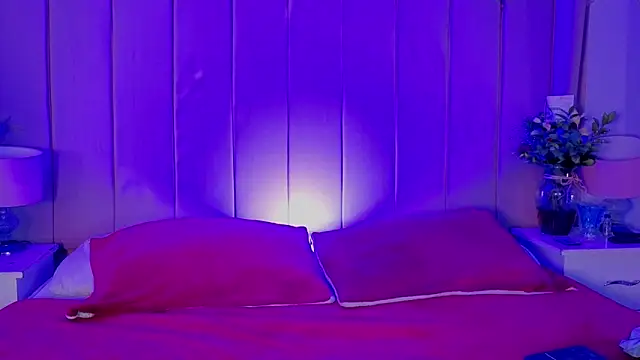 MollyBigBoobs12 online show from March 24, 2026, 8:58 pm