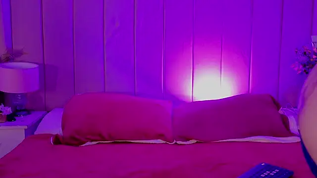 MollyBigBoobs12 online show from April 9, 2026, 10:04 pm